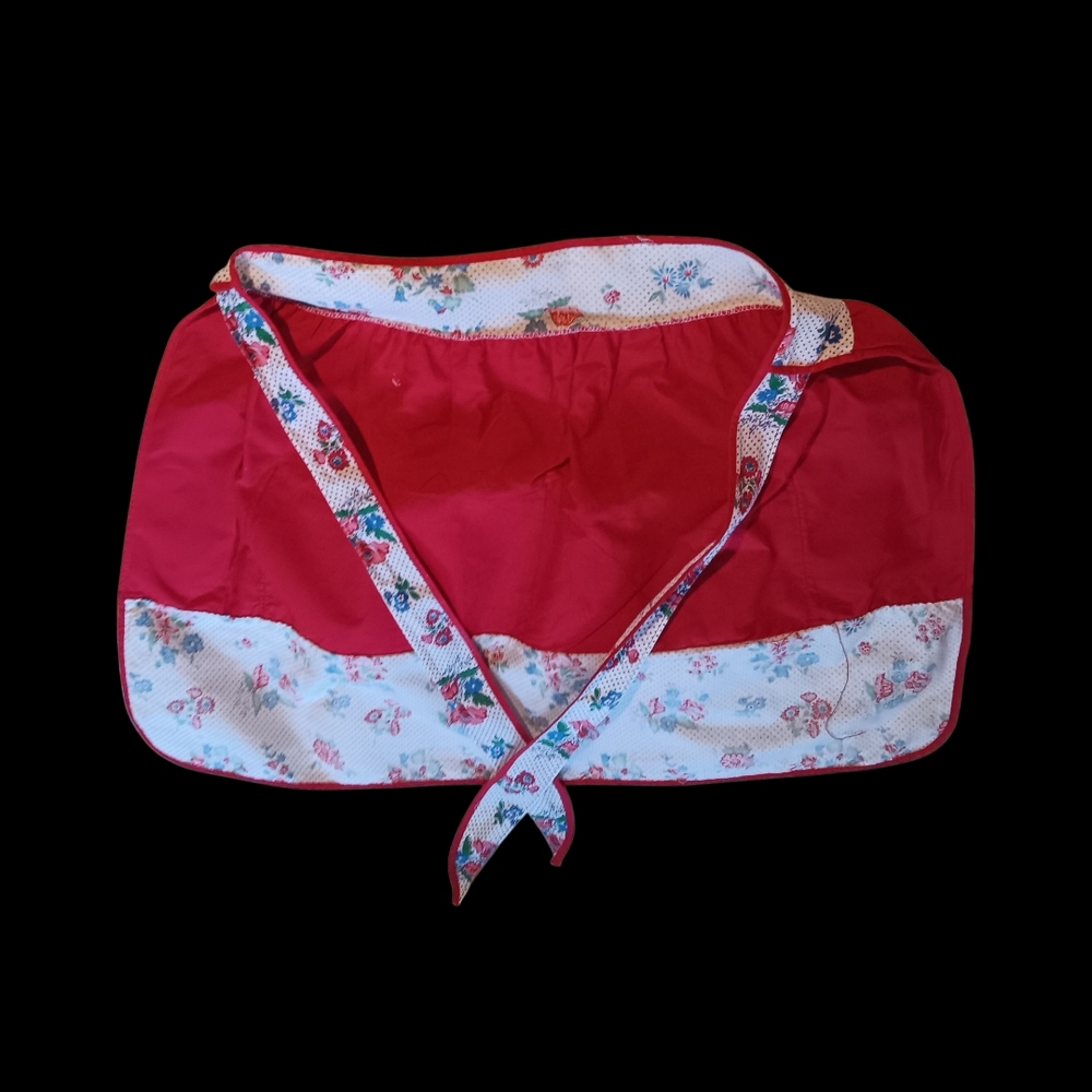 Floral Red Apron - Picture 2 of 2
